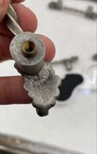 Load image into Gallery viewer, 5.5" Drawer Handles (8)
