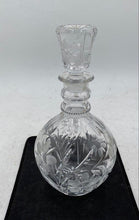 Load image into Gallery viewer, Crystal Decanter
