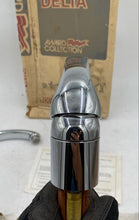Load image into Gallery viewer, Delta Polished Chrome Faucet Kit
