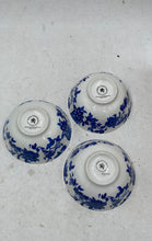 Load image into Gallery viewer, Royal Norfolk Blue And White Soup Bowls (3)
