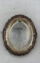 Load image into Gallery viewer, Wallace Silverplated Vintage Oval Serving Tray
