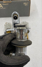 Load image into Gallery viewer, Delta Bath Sink Faucet And Drain
