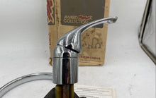 Load image into Gallery viewer, Delta Polished Chrome Faucet Kit
