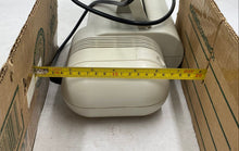 Load image into Gallery viewer, Swingline 535 Electric Hole Punch
