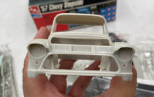 Load image into Gallery viewer, Amt 1957 Chevvy Stepside

