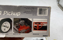 Load image into Gallery viewer, Amt 1955 Chevrolet Cameo Pickup Model
