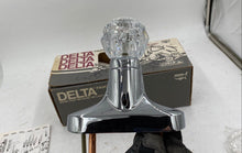 Load image into Gallery viewer, Delta One Handle Bathroom Sink And Drain
