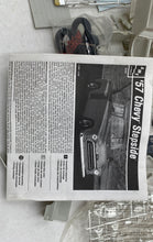 Load image into Gallery viewer, Amt 1957 Chevvy Stepside

