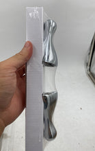 Load image into Gallery viewer, Foundations Chrome Silver Towel Bar 18 In. L Die Cast Zinc Model Fnds18 Pc
