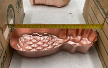 Load image into Gallery viewer, Pineapple And Lobster Cooking Molds
