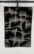 Load image into Gallery viewer, Modern Art Style 2' x 3' Contempo Rug
