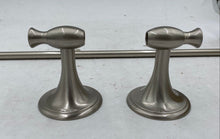 Load image into Gallery viewer, Delta 18" Towel Bar
