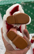 Load image into Gallery viewer, Kurt Adler 10.5 Inch Fabriché Mr. And Mrs. Claus Dessert Set

