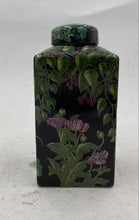 Load image into Gallery viewer, New York Botanical Garden Decorative Flower Vase
