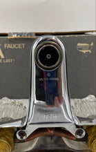 Load image into Gallery viewer, Delta Bath Sink Faucet And Drain
