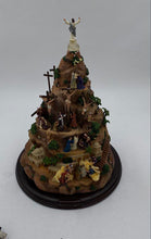 Load image into Gallery viewer, Thomas Kinkade Faith Mountain Illuminated 3d Sculpture
