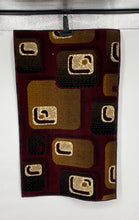 Load image into Gallery viewer, 2' x 3' Persian Weavers Rug
