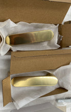 Load image into Gallery viewer, Rejuvenation Aged Brass Inside Door Lever
