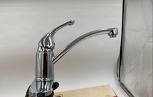 Load image into Gallery viewer, Delta Single Handle Kitchen Faucet With Side Sprayer

