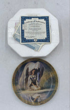 Load image into Gallery viewer, Bradford Exchange "Unbridled Beauty" By D. E. Kucera Collector Plate
