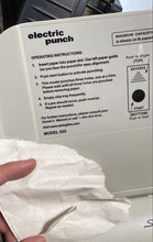 Load image into Gallery viewer, Swingline 535 Electric Hole Punch
