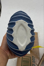 Load image into Gallery viewer, Decorative Vase
