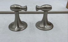 Load image into Gallery viewer, Delta 18" Towel Bar
