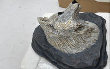 Load image into Gallery viewer, Bradford Exchange "White Majesty" Wolf Wall Decor
