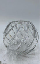 Load image into Gallery viewer, Clear Crystal Decorative Bowl
