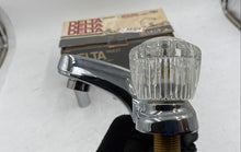 Load image into Gallery viewer, Delta Bath Sink Faucet And Drain
