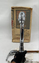 Load image into Gallery viewer, Delta Polished Chrome Faucet Kit
