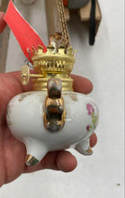 Load image into Gallery viewer, Porcelain Oil Lamp
