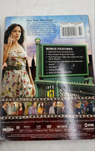 Load image into Gallery viewer, Weeds Season 1, 4, 5, 6, 7 Dvds

