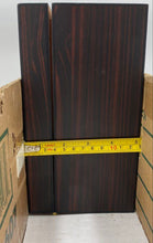 Load image into Gallery viewer, Mantello Cigar Humidior
