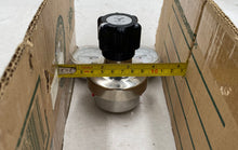 Load image into Gallery viewer, Veriflo Corporation Dual Gauge Gas Pressure Regulator
