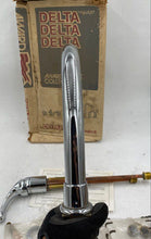 Load image into Gallery viewer, Delta Polished Chrome Faucet Kit
