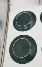 Load image into Gallery viewer, Christmas Tree Patterned Plates (6)

