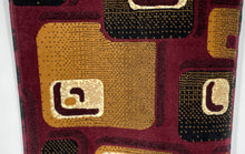 Load image into Gallery viewer, 2' x 3' Persian Weavers Rug
