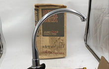 Load image into Gallery viewer, Delta Polished Chrome Faucet Kit
