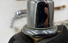 Load image into Gallery viewer, Delta Polished Chrome Faucet Kit
