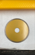 Load image into Gallery viewer, Plasplugs Diamond Wheel Wet Saw
