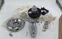 Load image into Gallery viewer, Delta Chrome Bath Faucet And Valve
